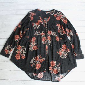 Torrid Womens Floral Tunic Top Plus Size 3 3X Black Burgundy Roses